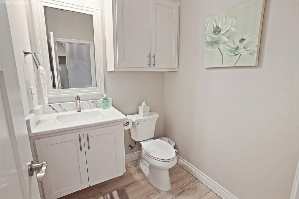 Luxurious Coastal Retreat Brand New 4Br Home With Fast Wifi, 15 Min To Beach! Corpus Christi Extérieur photo